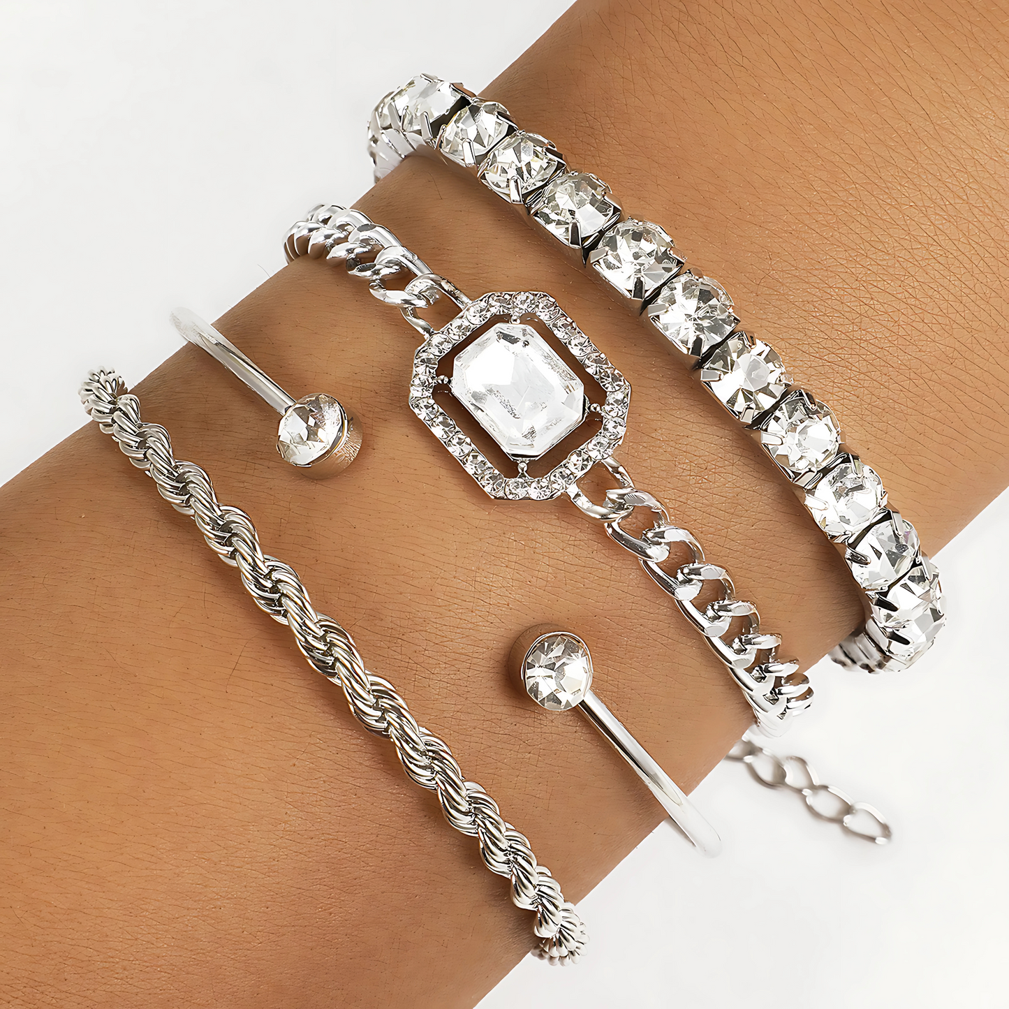 4 delige diamant armbanden set